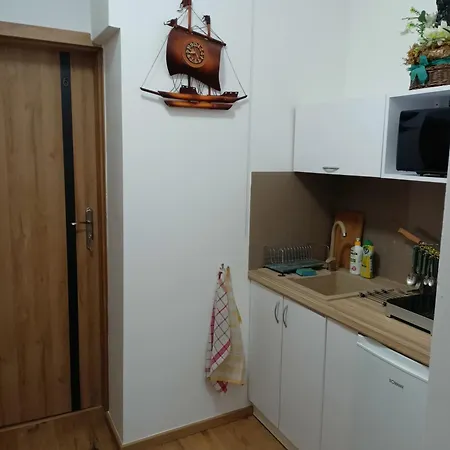 Latarnik فندق مبيت وإفطار *