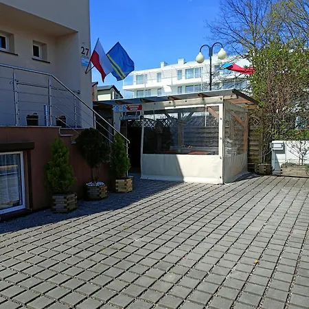 Latarnik فندق مبيت وإفطار Władysławowo